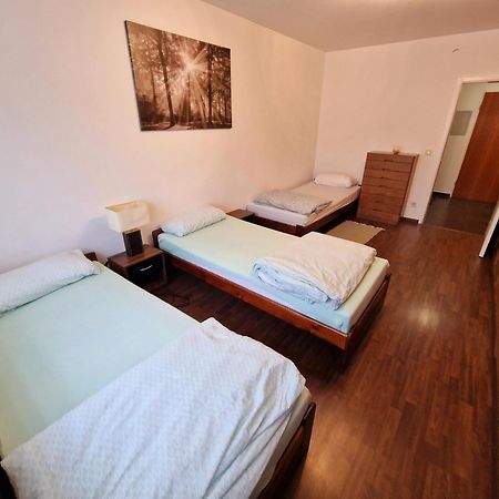 2-Zimmer Messe-Apartment Nbg-Langwasser 60Qm Norymberga Zewnętrze zdjęcie